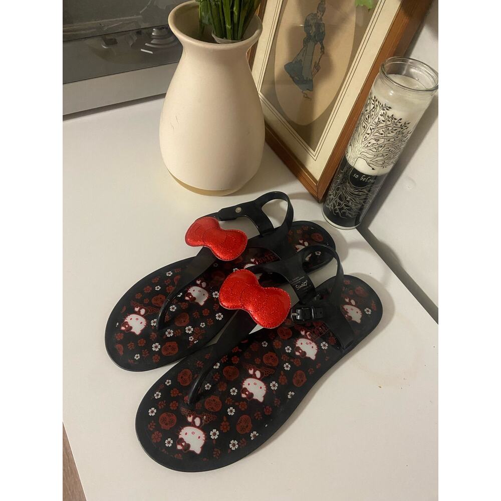 Hello Kitty x Sanrio Jelly Sandals